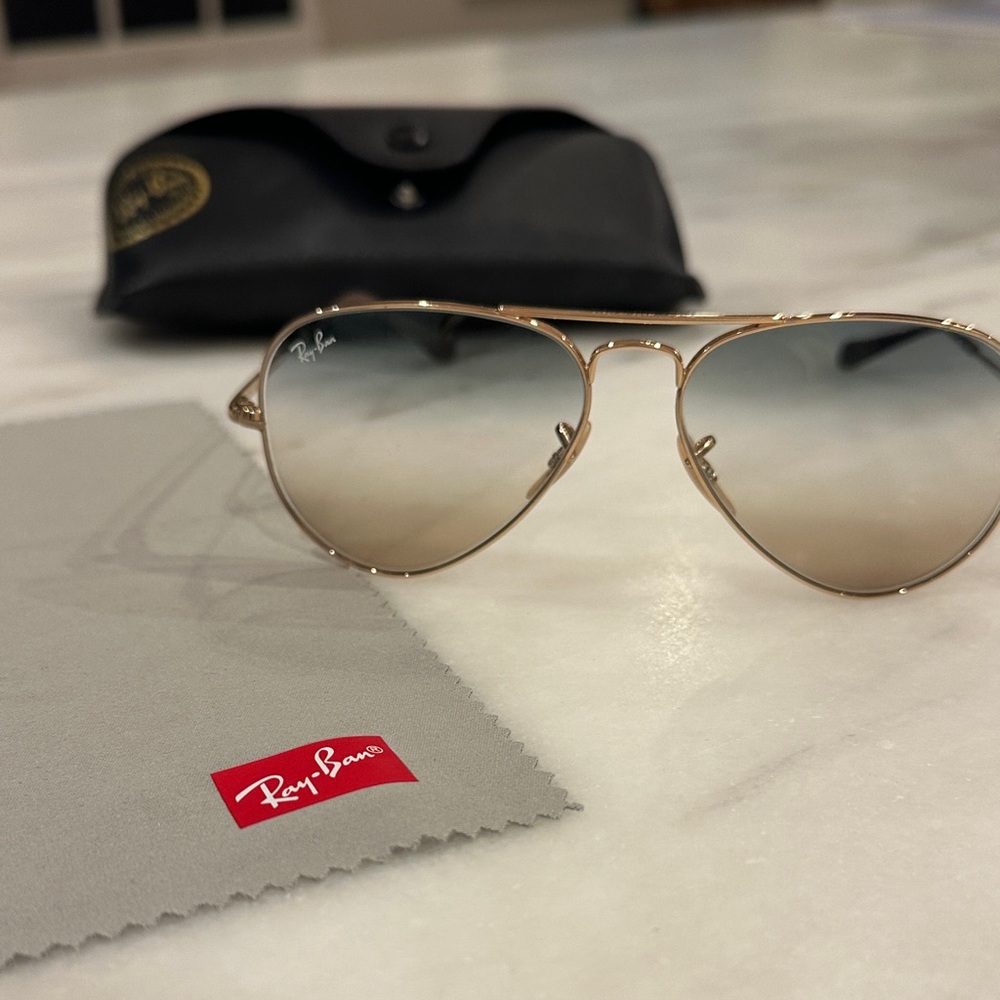 Ray-Ban Gold Aviator Sunglasses Blue tan gradient